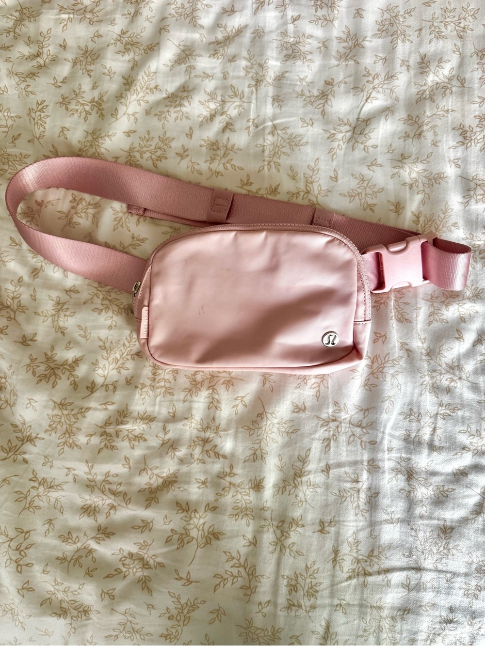 Lululemon Everywhere Belt Bag 1L